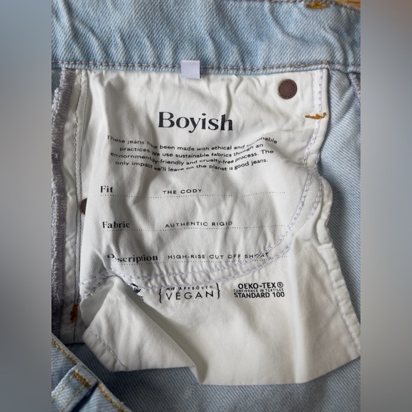 Boyish Cody High-Rise Distressed Denim Shorts Light Wash - Size 26 - Picture 15 of 16